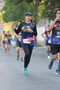 BIB: 4129
                            <button type="button" onclick="openModal(3741127)" class="btn btn-primary btn-sm float-right btn-popup" data-toggle="modal" data-target=".modal-high-quality">
                        <i class="fas fa-shopping-cart"></i> Add to Cart
                    </button>
                                            <button type="button" onclick="isThisMe(3741127, true)" class="btn btn-success btn-sm float-right btn-popup btn-isme hidden" data-toggle="tooltip" data-placement="bottom" title="นี่คือรูปของคุณใช่ไหม คลิกที่นี่เพื่อเอาเข้าอัลบั้ม">
                        <i class="fas fa-plus"></i> Add to album
                    </button>
                    <button type="button" onclick="isThisMe(3741127, false)" class="btn btn-warning btn-sm float-right btn-popup btn-isnotme hidden">
                        <i class="fas fa-ban"></i> Remove from album
                    </button>