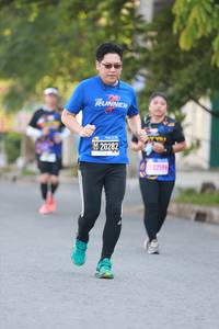 BIB: 20282, 2297
                            <button type="button" onclick="openModal(3584778)" class="btn btn-primary btn-sm float-right btn-popup" data-toggle="modal" data-target=".modal-high-quality">
                        <i class="fas fa-shopping-cart"></i> Add to Cart
                    </button>
                                            <button type="button" onclick="isThisMe(3584778, true)" class="btn btn-success btn-sm float-right btn-popup btn-isme hidden" data-toggle="tooltip" data-placement="bottom" title="นี่คือรูปของคุณใช่ไหม คลิกที่นี่เพื่อเอาเข้าอัลบั้ม">
                        <i class="fas fa-plus"></i> Add to album
                    </button>
                    <button type="button" onclick="isThisMe(3584778, false)" class="btn btn-warning btn-sm float-right btn-popup btn-isnotme hidden">
                        <i class="fas fa-ban"></i> Remove from album
                    </button>