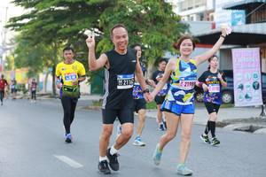 BIB: 21162
                            <button type="button" onclick="openModal(3582695)" class="btn btn-primary btn-sm float-right btn-popup" data-toggle="modal" data-target=".modal-high-quality">
                        <i class="fas fa-shopping-cart"></i> Add to Cart
                    </button>
                                            <button type="button" onclick="isThisMe(3582695, true)" class="btn btn-success btn-sm float-right btn-popup btn-isme hidden" data-toggle="tooltip" data-placement="bottom" title="นี่คือรูปของคุณใช่ไหม คลิกที่นี่เพื่อเอาเข้าอัลบั้ม">
                        <i class="fas fa-plus"></i> Add to album
                    </button>
                    <button type="button" onclick="isThisMe(3582695, false)" class="btn btn-warning btn-sm float-right btn-popup btn-isnotme hidden">
                        <i class="fas fa-ban"></i> Remove from album
                    </button>