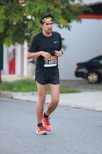 BIB: 40920
                            <button type="button" onclick="openModal(3582544)" class="btn btn-primary btn-sm float-right btn-popup" data-toggle="modal" data-target=".modal-high-quality">
                        <i class="fas fa-shopping-cart"></i> Add to Cart
                    </button>
                                            <button type="button" onclick="isThisMe(3582544, true)" class="btn btn-success btn-sm float-right btn-popup btn-isme hidden" data-toggle="tooltip" data-placement="bottom" title="นี่คือรูปของคุณใช่ไหม คลิกที่นี่เพื่อเอาเข้าอัลบั้ม">
                        <i class="fas fa-plus"></i> Add to album
                    </button>
                    <button type="button" onclick="isThisMe(3582544, false)" class="btn btn-warning btn-sm float-right btn-popup btn-isnotme hidden">
                        <i class="fas fa-ban"></i> Remove from album
                    </button>