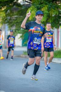 BIB: 900
                            <button type="button" onclick="openModal(3838506)" class="btn btn-primary btn-sm float-right btn-popup" data-toggle="modal" data-target=".modal-high-quality">
                        <i class="fas fa-shopping-cart"></i> Add to Cart
                    </button>
                                            <button type="button" onclick="isThisMe(3838506, true)" class="btn btn-success btn-sm float-right btn-popup btn-isme hidden" data-toggle="tooltip" data-placement="bottom" title="นี่คือรูปของคุณใช่ไหม คลิกที่นี่เพื่อเอาเข้าอัลบั้ม">
                        <i class="fas fa-plus"></i> Add to album
                    </button>
                    <button type="button" onclick="isThisMe(3838506, false)" class="btn btn-warning btn-sm float-right btn-popup btn-isnotme hidden">
                        <i class="fas fa-ban"></i> Remove from album
                    </button>