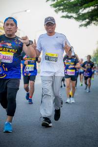 BIB: 12304
                            <button type="button" onclick="openModal(3789834)" class="btn btn-primary btn-sm float-right btn-popup" data-toggle="modal" data-target=".modal-high-quality">
                        <i class="fas fa-shopping-cart"></i> Add to Cart
                    </button>
                                            <button type="button" onclick="isThisMe(3789834, true)" class="btn btn-success btn-sm float-right btn-popup btn-isme hidden" data-toggle="tooltip" data-placement="bottom" title="นี่คือรูปของคุณใช่ไหม คลิกที่นี่เพื่อเอาเข้าอัลบั้ม">
                        <i class="fas fa-plus"></i> Add to album
                    </button>
                    <button type="button" onclick="isThisMe(3789834, false)" class="btn btn-warning btn-sm float-right btn-popup btn-isnotme hidden">
                        <i class="fas fa-ban"></i> Remove from album
                    </button>