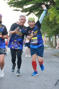 BIB: 2019, 10556
                            <button type="button" onclick="openModal(3577401)" class="btn btn-primary btn-sm float-right btn-popup" data-toggle="modal" data-target=".modal-high-quality">
                        <i class="fas fa-shopping-cart"></i> Add to Cart
                    </button>
                                            <button type="button" onclick="isThisMe(3577401, true)" class="btn btn-success btn-sm float-right btn-popup btn-isme hidden" data-toggle="tooltip" data-placement="bottom" title="นี่คือรูปของคุณใช่ไหม คลิกที่นี่เพื่อเอาเข้าอัลบั้ม">
                        <i class="fas fa-plus"></i> Add to album
                    </button>
                    <button type="button" onclick="isThisMe(3577401, false)" class="btn btn-warning btn-sm float-right btn-popup btn-isnotme hidden">
                        <i class="fas fa-ban"></i> Remove from album
                    </button>