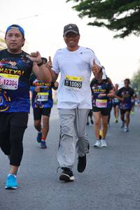 BIB: 10065, 12304
                            <button type="button" onclick="openModal(3574975)" class="btn btn-primary btn-sm float-right btn-popup" data-toggle="modal" data-target=".modal-high-quality">
                        <i class="fas fa-shopping-cart"></i> Add to Cart
                    </button>
                                            <button type="button" onclick="isThisMe(3574975, true)" class="btn btn-success btn-sm float-right btn-popup btn-isme hidden" data-toggle="tooltip" data-placement="bottom" title="นี่คือรูปของคุณใช่ไหม คลิกที่นี่เพื่อเอาเข้าอัลบั้ม">
                        <i class="fas fa-plus"></i> Add to album
                    </button>
                    <button type="button" onclick="isThisMe(3574975, false)" class="btn btn-warning btn-sm float-right btn-popup btn-isnotme hidden">
                        <i class="fas fa-ban"></i> Remove from album
                    </button>