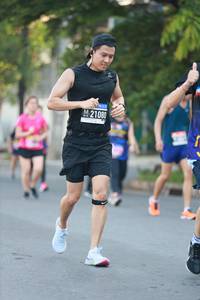 BIB: 21080
                            <button type="button" onclick="openModal(3579088)" class="btn btn-primary btn-sm float-right btn-popup" data-toggle="modal" data-target=".modal-high-quality">
                        <i class="fas fa-shopping-cart"></i> Add to Cart
                    </button>
                                            <button type="button" onclick="isThisMe(3579088, true)" class="btn btn-success btn-sm float-right btn-popup btn-isme hidden" data-toggle="tooltip" data-placement="bottom" title="นี่คือรูปของคุณใช่ไหม คลิกที่นี่เพื่อเอาเข้าอัลบั้ม">
                        <i class="fas fa-plus"></i> Add to album
                    </button>
                    <button type="button" onclick="isThisMe(3579088, false)" class="btn btn-warning btn-sm float-right btn-popup btn-isnotme hidden">
                        <i class="fas fa-ban"></i> Remove from album
                    </button>