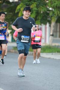 BIB: 21240
                            <button type="button" onclick="openModal(3579576)" class="btn btn-primary btn-sm float-right btn-popup" data-toggle="modal" data-target=".modal-high-quality">
                        <i class="fas fa-shopping-cart"></i> Add to Cart
                    </button>
                                            <button type="button" onclick="isThisMe(3579576, true)" class="btn btn-success btn-sm float-right btn-popup btn-isme hidden" data-toggle="tooltip" data-placement="bottom" title="นี่คือรูปของคุณใช่ไหม คลิกที่นี่เพื่อเอาเข้าอัลบั้ม">
                        <i class="fas fa-plus"></i> Add to album
                    </button>
                    <button type="button" onclick="isThisMe(3579576, false)" class="btn btn-warning btn-sm float-right btn-popup btn-isnotme hidden">
                        <i class="fas fa-ban"></i> Remove from album
                    </button>