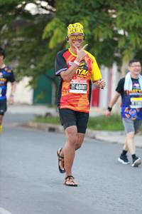 BIB: 40001
                            <button type="button" onclick="openModal(3580649)" class="btn btn-primary btn-sm float-right btn-popup" data-toggle="modal" data-target=".modal-high-quality">
                        <i class="fas fa-shopping-cart"></i> Add to Cart
                    </button>
                                            <button type="button" onclick="isThisMe(3580649, true)" class="btn btn-success btn-sm float-right btn-popup btn-isme hidden" data-toggle="tooltip" data-placement="bottom" title="นี่คือรูปของคุณใช่ไหม คลิกที่นี่เพื่อเอาเข้าอัลบั้ม">
                        <i class="fas fa-plus"></i> Add to album
                    </button>
                    <button type="button" onclick="isThisMe(3580649, false)" class="btn btn-warning btn-sm float-right btn-popup btn-isnotme hidden">
                        <i class="fas fa-ban"></i> Remove from album
                    </button>