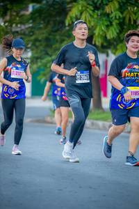 BIB: 206, 1185
                            <button type="button" onclick="openModal(3816275)" class="btn btn-primary btn-sm float-right btn-popup" data-toggle="modal" data-target=".modal-high-quality">
                        <i class="fas fa-shopping-cart"></i> Add to Cart
                    </button>
                                            <button type="button" onclick="isThisMe(3816275, true)" class="btn btn-success btn-sm float-right btn-popup btn-isme hidden" data-toggle="tooltip" data-placement="bottom" title="นี่คือรูปของคุณใช่ไหม คลิกที่นี่เพื่อเอาเข้าอัลบั้ม">
                        <i class="fas fa-plus"></i> Add to album
                    </button>
                    <button type="button" onclick="isThisMe(3816275, false)" class="btn btn-warning btn-sm float-right btn-popup btn-isnotme hidden">
                        <i class="fas fa-ban"></i> Remove from album
                    </button>