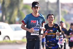 BIB: 21564, 200
                            <button type="button" onclick="openModal(3666057)" class="btn btn-primary btn-sm float-right btn-popup" data-toggle="modal" data-target=".modal-high-quality">
                        <i class="fas fa-shopping-cart"></i> Add to Cart
                    </button>
                                            <button type="button" onclick="isThisMe(3666057, true)" class="btn btn-success btn-sm float-right btn-popup btn-isme hidden" data-toggle="tooltip" data-placement="bottom" title="นี่คือรูปของคุณใช่ไหม คลิกที่นี่เพื่อเอาเข้าอัลบั้ม">
                        <i class="fas fa-plus"></i> Add to album
                    </button>
                    <button type="button" onclick="isThisMe(3666057, false)" class="btn btn-warning btn-sm float-right btn-popup btn-isnotme hidden">
                        <i class="fas fa-ban"></i> Remove from album
                    </button>