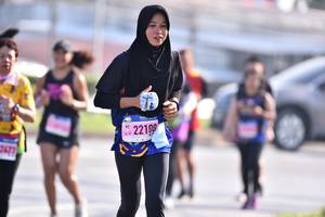 BIB: 
                            <button type="button" onclick="openModal(3698132)" class="btn btn-primary btn-sm float-right btn-popup" data-toggle="modal" data-target=".modal-high-quality">
                        <i class="fas fa-shopping-cart"></i> Add to Cart
                    </button>
                                            <button type="button" onclick="isThisMe(3698132, true)" class="btn btn-success btn-sm float-right btn-popup btn-isme hidden" data-toggle="tooltip" data-placement="bottom" title="นี่คือรูปของคุณใช่ไหม คลิกที่นี่เพื่อเอาเข้าอัลบั้ม">
                        <i class="fas fa-plus"></i> Add to album
                    </button>
                    <button type="button" onclick="isThisMe(3698132, false)" class="btn btn-warning btn-sm float-right btn-popup btn-isnotme hidden">
                        <i class="fas fa-ban"></i> Remove from album
                    </button>