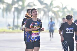 BIB: 21116, 12165
                            <button type="button" onclick="openModal(3752209)" class="btn btn-primary btn-sm float-right btn-popup" data-toggle="modal" data-target=".modal-high-quality">
                        <i class="fas fa-shopping-cart"></i> Add to Cart
                    </button>
                                            <button type="button" onclick="isThisMe(3752209, true)" class="btn btn-success btn-sm float-right btn-popup btn-isme hidden" data-toggle="tooltip" data-placement="bottom" title="นี่คือรูปของคุณใช่ไหม คลิกที่นี่เพื่อเอาเข้าอัลบั้ม">
                        <i class="fas fa-plus"></i> Add to album
                    </button>
                    <button type="button" onclick="isThisMe(3752209, false)" class="btn btn-warning btn-sm float-right btn-popup btn-isnotme hidden">
                        <i class="fas fa-ban"></i> Remove from album
                    </button>