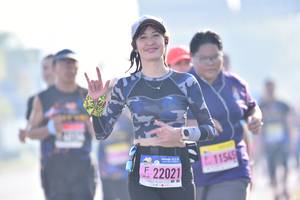 BIB: 22021, 11545
                            <button type="button" onclick="openModal(3754884)" class="btn btn-primary btn-sm float-right btn-popup" data-toggle="modal" data-target=".modal-high-quality">
                        <i class="fas fa-shopping-cart"></i> Add to Cart
                    </button>
                                            <button type="button" onclick="isThisMe(3754884, true)" class="btn btn-success btn-sm float-right btn-popup btn-isme hidden" data-toggle="tooltip" data-placement="bottom" title="นี่คือรูปของคุณใช่ไหม คลิกที่นี่เพื่อเอาเข้าอัลบั้ม">
                        <i class="fas fa-plus"></i> Add to album
                    </button>
                    <button type="button" onclick="isThisMe(3754884, false)" class="btn btn-warning btn-sm float-right btn-popup btn-isnotme hidden">
                        <i class="fas fa-ban"></i> Remove from album
                    </button>