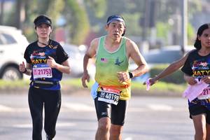 BIB: 21753, 40198
                            <button type="button" onclick="openModal(3661517)" class="btn btn-primary btn-sm float-right btn-popup" data-toggle="modal" data-target=".modal-high-quality">
                        <i class="fas fa-shopping-cart"></i> Add to Cart
                    </button>
                                            <button type="button" onclick="isThisMe(3661517, true)" class="btn btn-success btn-sm float-right btn-popup btn-isme hidden" data-toggle="tooltip" data-placement="bottom" title="นี่คือรูปของคุณใช่ไหม คลิกที่นี่เพื่อเอาเข้าอัลบั้ม">
                        <i class="fas fa-plus"></i> Add to album
                    </button>
                    <button type="button" onclick="isThisMe(3661517, false)" class="btn btn-warning btn-sm float-right btn-popup btn-isnotme hidden">
                        <i class="fas fa-ban"></i> Remove from album
                    </button>