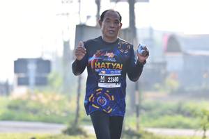 BIB: 22680
                            <button type="button" onclick="openModal(3746651)" class="btn btn-primary btn-sm float-right btn-popup" data-toggle="modal" data-target=".modal-high-quality">
                        <i class="fas fa-shopping-cart"></i> Add to Cart
                    </button>
                                            <button type="button" onclick="isThisMe(3746651, true)" class="btn btn-success btn-sm float-right btn-popup btn-isme hidden" data-toggle="tooltip" data-placement="bottom" title="นี่คือรูปของคุณใช่ไหม คลิกที่นี่เพื่อเอาเข้าอัลบั้ม">
                        <i class="fas fa-plus"></i> Add to album
                    </button>
                    <button type="button" onclick="isThisMe(3746651, false)" class="btn btn-warning btn-sm float-right btn-popup btn-isnotme hidden">
                        <i class="fas fa-ban"></i> Remove from album
                    </button>