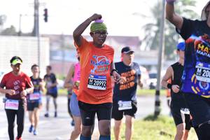 BIB: 20992
                            <button type="button" onclick="openModal(3669412)" class="btn btn-primary btn-sm float-right btn-popup" data-toggle="modal" data-target=".modal-high-quality">
                        <i class="fas fa-shopping-cart"></i> Add to Cart
                    </button>
                                            <button type="button" onclick="isThisMe(3669412, true)" class="btn btn-success btn-sm float-right btn-popup btn-isme hidden" data-toggle="tooltip" data-placement="bottom" title="นี่คือรูปของคุณใช่ไหม คลิกที่นี่เพื่อเอาเข้าอัลบั้ม">
                        <i class="fas fa-plus"></i> Add to album
                    </button>
                    <button type="button" onclick="isThisMe(3669412, false)" class="btn btn-warning btn-sm float-right btn-popup btn-isnotme hidden">
                        <i class="fas fa-ban"></i> Remove from album
                    </button>