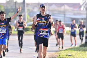 BIB: 2012, 403114
                            <button type="button" onclick="openModal(3742329)" class="btn btn-primary btn-sm float-right btn-popup" data-toggle="modal" data-target=".modal-high-quality">
                        <i class="fas fa-shopping-cart"></i> Add to Cart
                    </button>
                                            <button type="button" onclick="isThisMe(3742329, true)" class="btn btn-success btn-sm float-right btn-popup btn-isme hidden" data-toggle="tooltip" data-placement="bottom" title="นี่คือรูปของคุณใช่ไหม คลิกที่นี่เพื่อเอาเข้าอัลบั้ม">
                        <i class="fas fa-plus"></i> Add to album
                    </button>
                    <button type="button" onclick="isThisMe(3742329, false)" class="btn btn-warning btn-sm float-right btn-popup btn-isnotme hidden">
                        <i class="fas fa-ban"></i> Remove from album
                    </button>