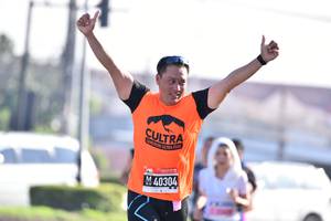 BIB: 40304
                            <button type="button" onclick="openModal(3667533)" class="btn btn-primary btn-sm float-right btn-popup" data-toggle="modal" data-target=".modal-high-quality">
                        <i class="fas fa-shopping-cart"></i> Add to Cart
                    </button>
                                            <button type="button" onclick="isThisMe(3667533, true)" class="btn btn-success btn-sm float-right btn-popup btn-isme hidden" data-toggle="tooltip" data-placement="bottom" title="นี่คือรูปของคุณใช่ไหม คลิกที่นี่เพื่อเอาเข้าอัลบั้ม">
                        <i class="fas fa-plus"></i> Add to album
                    </button>
                    <button type="button" onclick="isThisMe(3667533, false)" class="btn btn-warning btn-sm float-right btn-popup btn-isnotme hidden">
                        <i class="fas fa-ban"></i> Remove from album
                    </button>