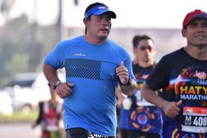 BIB: 408
                            <button type="button" onclick="openModal(3742045)" class="btn btn-primary btn-sm float-right btn-popup" data-toggle="modal" data-target=".modal-high-quality">
                        <i class="fas fa-shopping-cart"></i> Add to Cart
                    </button>
                                            <button type="button" onclick="isThisMe(3742045, true)" class="btn btn-success btn-sm float-right btn-popup btn-isme hidden" data-toggle="tooltip" data-placement="bottom" title="นี่คือรูปของคุณใช่ไหม คลิกที่นี่เพื่อเอาเข้าอัลบั้ม">
                        <i class="fas fa-plus"></i> Add to album
                    </button>
                    <button type="button" onclick="isThisMe(3742045, false)" class="btn btn-warning btn-sm float-right btn-popup btn-isnotme hidden">
                        <i class="fas fa-ban"></i> Remove from album
                    </button>