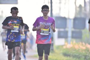 BIB: 11097, 10390
                            <button type="button" onclick="openModal(3779289)" class="btn btn-primary btn-sm float-right btn-popup" data-toggle="modal" data-target=".modal-high-quality">
                        <i class="fas fa-shopping-cart"></i> Add to Cart
                    </button>
                                            <button type="button" onclick="isThisMe(3779289, true)" class="btn btn-success btn-sm float-right btn-popup btn-isme hidden" data-toggle="tooltip" data-placement="bottom" title="นี่คือรูปของคุณใช่ไหม คลิกที่นี่เพื่อเอาเข้าอัลบั้ม">
                        <i class="fas fa-plus"></i> Add to album
                    </button>
                    <button type="button" onclick="isThisMe(3779289, false)" class="btn btn-warning btn-sm float-right btn-popup btn-isnotme hidden">
                        <i class="fas fa-ban"></i> Remove from album
                    </button>