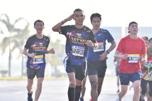 BIB: 10497
                            <button type="button" onclick="openModal(3760236)" class="btn btn-primary btn-sm float-right btn-popup" data-toggle="modal" data-target=".modal-high-quality">
                        <i class="fas fa-shopping-cart"></i> Add to Cart
                    </button>
                                            <button type="button" onclick="isThisMe(3760236, true)" class="btn btn-success btn-sm float-right btn-popup btn-isme hidden" data-toggle="tooltip" data-placement="bottom" title="นี่คือรูปของคุณใช่ไหม คลิกที่นี่เพื่อเอาเข้าอัลบั้ม">
                        <i class="fas fa-plus"></i> Add to album
                    </button>
                    <button type="button" onclick="isThisMe(3760236, false)" class="btn btn-warning btn-sm float-right btn-popup btn-isnotme hidden">
                        <i class="fas fa-ban"></i> Remove from album
                    </button>