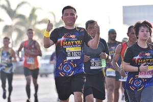 BIB: 10213, 207, 938
                            <button type="button" onclick="openModal(3768811)" class="btn btn-primary btn-sm float-right btn-popup" data-toggle="modal" data-target=".modal-high-quality">
                        <i class="fas fa-shopping-cart"></i> Add to Cart
                    </button>
                                            <button type="button" onclick="isThisMe(3768811, true)" class="btn btn-success btn-sm float-right btn-popup btn-isme hidden" data-toggle="tooltip" data-placement="bottom" title="นี่คือรูปของคุณใช่ไหม คลิกที่นี่เพื่อเอาเข้าอัลบั้ม">
                        <i class="fas fa-plus"></i> Add to album
                    </button>
                    <button type="button" onclick="isThisMe(3768811, false)" class="btn btn-warning btn-sm float-right btn-popup btn-isnotme hidden">
                        <i class="fas fa-ban"></i> Remove from album
                    </button>