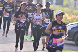 BIB: 1241, 10410, 21834
                            <button type="button" onclick="openModal(3766932)" class="btn btn-primary btn-sm float-right btn-popup" data-toggle="modal" data-target=".modal-high-quality">
                        <i class="fas fa-shopping-cart"></i> Add to Cart
                    </button>
                                            <button type="button" onclick="isThisMe(3766932, true)" class="btn btn-success btn-sm float-right btn-popup btn-isme hidden" data-toggle="tooltip" data-placement="bottom" title="นี่คือรูปของคุณใช่ไหม คลิกที่นี่เพื่อเอาเข้าอัลบั้ม">
                        <i class="fas fa-plus"></i> Add to album
                    </button>
                    <button type="button" onclick="isThisMe(3766932, false)" class="btn btn-warning btn-sm float-right btn-popup btn-isnotme hidden">
                        <i class="fas fa-ban"></i> Remove from album
                    </button>