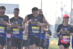 BIB: 0980, 10293, 11585
                            <button type="button" onclick="openModal(3762860)" class="btn btn-primary btn-sm float-right btn-popup" data-toggle="modal" data-target=".modal-high-quality">
                        <i class="fas fa-shopping-cart"></i> Add to Cart
                    </button>
                                            <button type="button" onclick="isThisMe(3762860, true)" class="btn btn-success btn-sm float-right btn-popup btn-isme hidden" data-toggle="tooltip" data-placement="bottom" title="นี่คือรูปของคุณใช่ไหม คลิกที่นี่เพื่อเอาเข้าอัลบั้ม">
                        <i class="fas fa-plus"></i> Add to album
                    </button>
                    <button type="button" onclick="isThisMe(3762860, false)" class="btn btn-warning btn-sm float-right btn-popup btn-isnotme hidden">
                        <i class="fas fa-ban"></i> Remove from album
                    </button>