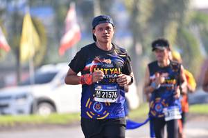 BIB: 201, 21576
                            <button type="button" onclick="openModal(3741646)" class="btn btn-primary btn-sm float-right btn-popup" data-toggle="modal" data-target=".modal-high-quality">
                        <i class="fas fa-shopping-cart"></i> Add to Cart
                    </button>
                                            <button type="button" onclick="isThisMe(3741646, true)" class="btn btn-success btn-sm float-right btn-popup btn-isme hidden" data-toggle="tooltip" data-placement="bottom" title="นี่คือรูปของคุณใช่ไหม คลิกที่นี่เพื่อเอาเข้าอัลบั้ม">
                        <i class="fas fa-plus"></i> Add to album
                    </button>
                    <button type="button" onclick="isThisMe(3741646, false)" class="btn btn-warning btn-sm float-right btn-popup btn-isnotme hidden">
                        <i class="fas fa-ban"></i> Remove from album
                    </button>