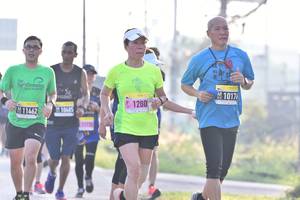 BIB: 1280, 104, 11462
                            <button type="button" onclick="openModal(3758271)" class="btn btn-primary btn-sm float-right btn-popup" data-toggle="modal" data-target=".modal-high-quality">
                        <i class="fas fa-shopping-cart"></i> Add to Cart
                    </button>
                                            <button type="button" onclick="isThisMe(3758271, true)" class="btn btn-success btn-sm float-right btn-popup btn-isme hidden" data-toggle="tooltip" data-placement="bottom" title="นี่คือรูปของคุณใช่ไหม คลิกที่นี่เพื่อเอาเข้าอัลบั้ม">
                        <i class="fas fa-plus"></i> Add to album
                    </button>
                    <button type="button" onclick="isThisMe(3758271, false)" class="btn btn-warning btn-sm float-right btn-popup btn-isnotme hidden">
                        <i class="fas fa-ban"></i> Remove from album
                    </button>