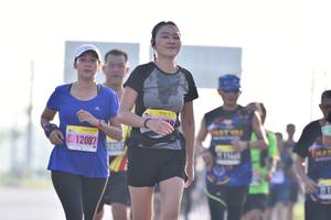 BIB: 12087
                            <button type="button" onclick="openModal(3762250)" class="btn btn-primary btn-sm float-right btn-popup" data-toggle="modal" data-target=".modal-high-quality">
                        <i class="fas fa-shopping-cart"></i> Add to Cart
                    </button>
                                            <button type="button" onclick="isThisMe(3762250, true)" class="btn btn-success btn-sm float-right btn-popup btn-isme hidden" data-toggle="tooltip" data-placement="bottom" title="นี่คือรูปของคุณใช่ไหม คลิกที่นี่เพื่อเอาเข้าอัลบั้ม">
                        <i class="fas fa-plus"></i> Add to album
                    </button>
                    <button type="button" onclick="isThisMe(3762250, false)" class="btn btn-warning btn-sm float-right btn-popup btn-isnotme hidden">
                        <i class="fas fa-ban"></i> Remove from album
                    </button>