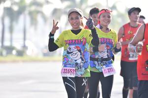 BIB: 211, 22652
                            <button type="button" onclick="openModal(3739116)" class="btn btn-primary btn-sm float-right btn-popup" data-toggle="modal" data-target=".modal-high-quality">
                        <i class="fas fa-shopping-cart"></i> Add to Cart
                    </button>
                                            <button type="button" onclick="isThisMe(3739116, true)" class="btn btn-success btn-sm float-right btn-popup btn-isme hidden" data-toggle="tooltip" data-placement="bottom" title="นี่คือรูปของคุณใช่ไหม คลิกที่นี่เพื่อเอาเข้าอัลบั้ม">
                        <i class="fas fa-plus"></i> Add to album
                    </button>
                    <button type="button" onclick="isThisMe(3739116, false)" class="btn btn-warning btn-sm float-right btn-popup btn-isnotme hidden">
                        <i class="fas fa-ban"></i> Remove from album
                    </button>