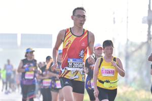 BIB: 20588, 12610
                            <button type="button" onclick="openModal(3760824)" class="btn btn-primary btn-sm float-right btn-popup" data-toggle="modal" data-target=".modal-high-quality">
                        <i class="fas fa-shopping-cart"></i> Add to Cart
                    </button>
                                            <button type="button" onclick="isThisMe(3760824, true)" class="btn btn-success btn-sm float-right btn-popup btn-isme hidden" data-toggle="tooltip" data-placement="bottom" title="นี่คือรูปของคุณใช่ไหม คลิกที่นี่เพื่อเอาเข้าอัลบั้ม">
                        <i class="fas fa-plus"></i> Add to album
                    </button>
                    <button type="button" onclick="isThisMe(3760824, false)" class="btn btn-warning btn-sm float-right btn-popup btn-isnotme hidden">
                        <i class="fas fa-ban"></i> Remove from album
                    </button>