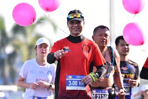 BIB: 300, 2134, 
                            <button type="button" onclick="openModal(3672539)" class="btn btn-primary btn-sm float-right btn-popup" data-toggle="modal" data-target=".modal-high-quality">
                        <i class="fas fa-shopping-cart"></i> Add to Cart
                    </button>
                                            <button type="button" onclick="isThisMe(3672539, true)" class="btn btn-success btn-sm float-right btn-popup btn-isme hidden" data-toggle="tooltip" data-placement="bottom" title="นี่คือรูปของคุณใช่ไหม คลิกที่นี่เพื่อเอาเข้าอัลบั้ม">
                        <i class="fas fa-plus"></i> Add to album
                    </button>
                    <button type="button" onclick="isThisMe(3672539, false)" class="btn btn-warning btn-sm float-right btn-popup btn-isnotme hidden">
                        <i class="fas fa-ban"></i> Remove from album
                    </button>