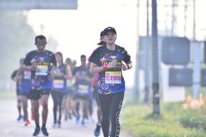 BIB: 11576
                            <button type="button" onclick="openModal(3779234)" class="btn btn-primary btn-sm float-right btn-popup" data-toggle="modal" data-target=".modal-high-quality">
                        <i class="fas fa-shopping-cart"></i> Add to Cart
                    </button>
                                            <button type="button" onclick="isThisMe(3779234, true)" class="btn btn-success btn-sm float-right btn-popup btn-isme hidden" data-toggle="tooltip" data-placement="bottom" title="นี่คือรูปของคุณใช่ไหม คลิกที่นี่เพื่อเอาเข้าอัลบั้ม">
                        <i class="fas fa-plus"></i> Add to album
                    </button>
                    <button type="button" onclick="isThisMe(3779234, false)" class="btn btn-warning btn-sm float-right btn-popup btn-isnotme hidden">
                        <i class="fas fa-ban"></i> Remove from album
                    </button>