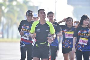 BIB: 1152, 11645, 21147
                            <button type="button" onclick="openModal(3754244)" class="btn btn-primary btn-sm float-right btn-popup" data-toggle="modal" data-target=".modal-high-quality">
                        <i class="fas fa-shopping-cart"></i> Add to Cart
                    </button>
                                            <button type="button" onclick="isThisMe(3754244, true)" class="btn btn-success btn-sm float-right btn-popup btn-isme hidden" data-toggle="tooltip" data-placement="bottom" title="นี่คือรูปของคุณใช่ไหม คลิกที่นี่เพื่อเอาเข้าอัลบั้ม">
                        <i class="fas fa-plus"></i> Add to album
                    </button>
                    <button type="button" onclick="isThisMe(3754244, false)" class="btn btn-warning btn-sm float-right btn-popup btn-isnotme hidden">
                        <i class="fas fa-ban"></i> Remove from album
                    </button>