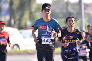 BIB: 21564, 201
                            <button type="button" onclick="openModal(3666060)" class="btn btn-primary btn-sm float-right btn-popup" data-toggle="modal" data-target=".modal-high-quality">
                        <i class="fas fa-shopping-cart"></i> Add to Cart
                    </button>
                                            <button type="button" onclick="isThisMe(3666060, true)" class="btn btn-success btn-sm float-right btn-popup btn-isme hidden" data-toggle="tooltip" data-placement="bottom" title="นี่คือรูปของคุณใช่ไหม คลิกที่นี่เพื่อเอาเข้าอัลบั้ม">
                        <i class="fas fa-plus"></i> Add to album
                    </button>
                    <button type="button" onclick="isThisMe(3666060, false)" class="btn btn-warning btn-sm float-right btn-popup btn-isnotme hidden">
                        <i class="fas fa-ban"></i> Remove from album
                    </button>