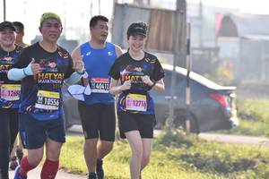 BIB: 201, 4041, 1265, 10556, 12716
                            <button type="button" onclick="openModal(3767424)" class="btn btn-primary btn-sm float-right btn-popup" data-toggle="modal" data-target=".modal-high-quality">
                        <i class="fas fa-shopping-cart"></i> Add to Cart
                    </button>
                                            <button type="button" onclick="isThisMe(3767424, true)" class="btn btn-success btn-sm float-right btn-popup btn-isme hidden" data-toggle="tooltip" data-placement="bottom" title="นี่คือรูปของคุณใช่ไหม คลิกที่นี่เพื่อเอาเข้าอัลบั้ม">
                        <i class="fas fa-plus"></i> Add to album
                    </button>
                    <button type="button" onclick="isThisMe(3767424, false)" class="btn btn-warning btn-sm float-right btn-popup btn-isnotme hidden">
                        <i class="fas fa-ban"></i> Remove from album
                    </button>