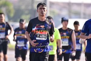 BIB: 40862
                            <button type="button" onclick="openModal(3663721)" class="btn btn-primary btn-sm float-right btn-popup" data-toggle="modal" data-target=".modal-high-quality">
                        <i class="fas fa-shopping-cart"></i> Add to Cart
                    </button>
                                            <button type="button" onclick="isThisMe(3663721, true)" class="btn btn-success btn-sm float-right btn-popup btn-isme hidden" data-toggle="tooltip" data-placement="bottom" title="นี่คือรูปของคุณใช่ไหม คลิกที่นี่เพื่อเอาเข้าอัลบั้ม">
                        <i class="fas fa-plus"></i> Add to album
                    </button>
                    <button type="button" onclick="isThisMe(3663721, false)" class="btn btn-warning btn-sm float-right btn-popup btn-isnotme hidden">
                        <i class="fas fa-ban"></i> Remove from album
                    </button>