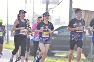 BIB: 12747, 12667
                            <button type="button" onclick="openModal(3756291)" class="btn btn-primary btn-sm float-right btn-popup" data-toggle="modal" data-target=".modal-high-quality">
                        <i class="fas fa-shopping-cart"></i> Add to Cart
                    </button>
                                            <button type="button" onclick="isThisMe(3756291, true)" class="btn btn-success btn-sm float-right btn-popup btn-isme hidden" data-toggle="tooltip" data-placement="bottom" title="นี่คือรูปของคุณใช่ไหม คลิกที่นี่เพื่อเอาเข้าอัลบั้ม">
                        <i class="fas fa-plus"></i> Add to album
                    </button>
                    <button type="button" onclick="isThisMe(3756291, false)" class="btn btn-warning btn-sm float-right btn-popup btn-isnotme hidden">
                        <i class="fas fa-ban"></i> Remove from album
                    </button>