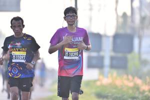 BIB: 10390, 11097
                            <button type="button" onclick="openModal(3779300)" class="btn btn-primary btn-sm float-right btn-popup" data-toggle="modal" data-target=".modal-high-quality">
                        <i class="fas fa-shopping-cart"></i> Add to Cart
                    </button>
                                            <button type="button" onclick="isThisMe(3779300, true)" class="btn btn-success btn-sm float-right btn-popup btn-isme hidden" data-toggle="tooltip" data-placement="bottom" title="นี่คือรูปของคุณใช่ไหม คลิกที่นี่เพื่อเอาเข้าอัลบั้ม">
                        <i class="fas fa-plus"></i> Add to album
                    </button>
                    <button type="button" onclick="isThisMe(3779300, false)" class="btn btn-warning btn-sm float-right btn-popup btn-isnotme hidden">
                        <i class="fas fa-ban"></i> Remove from album
                    </button>