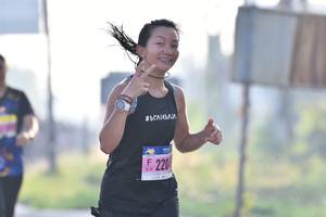 BIB: 220
                            <button type="button" onclick="openModal(3746945)" class="btn btn-primary btn-sm float-right btn-popup" data-toggle="modal" data-target=".modal-high-quality">
                        <i class="fas fa-shopping-cart"></i> Add to Cart
                    </button>
                                            <button type="button" onclick="isThisMe(3746945, true)" class="btn btn-success btn-sm float-right btn-popup btn-isme hidden" data-toggle="tooltip" data-placement="bottom" title="นี่คือรูปของคุณใช่ไหม คลิกที่นี่เพื่อเอาเข้าอัลบั้ม">
                        <i class="fas fa-plus"></i> Add to album
                    </button>
                    <button type="button" onclick="isThisMe(3746945, false)" class="btn btn-warning btn-sm float-right btn-popup btn-isnotme hidden">
                        <i class="fas fa-ban"></i> Remove from album
                    </button>