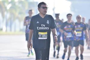 BIB: 1096, 
                            <button type="button" onclick="openModal(3754304)" class="btn btn-primary btn-sm float-right btn-popup" data-toggle="modal" data-target=".modal-high-quality">
                        <i class="fas fa-shopping-cart"></i> Add to Cart
                    </button>
                                            <button type="button" onclick="isThisMe(3754304, true)" class="btn btn-success btn-sm float-right btn-popup btn-isme hidden" data-toggle="tooltip" data-placement="bottom" title="นี่คือรูปของคุณใช่ไหม คลิกที่นี่เพื่อเอาเข้าอัลบั้ม">
                        <i class="fas fa-plus"></i> Add to album
                    </button>
                    <button type="button" onclick="isThisMe(3754304, false)" class="btn btn-warning btn-sm float-right btn-popup btn-isnotme hidden">
                        <i class="fas fa-ban"></i> Remove from album
                    </button>