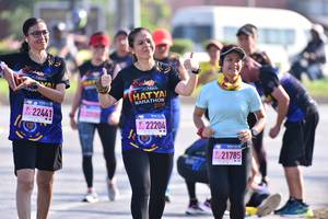 BIB: 2019, 22441, 22204, 21785, 
                            <button type="button" onclick="openModal(3680600)" class="btn btn-primary btn-sm float-right btn-popup" data-toggle="modal" data-target=".modal-high-quality">
                        <i class="fas fa-shopping-cart"></i> Add to Cart
                    </button>
                                            <button type="button" onclick="isThisMe(3680600, true)" class="btn btn-success btn-sm float-right btn-popup btn-isme hidden" data-toggle="tooltip" data-placement="bottom" title="นี่คือรูปของคุณใช่ไหม คลิกที่นี่เพื่อเอาเข้าอัลบั้ม">
                        <i class="fas fa-plus"></i> Add to album
                    </button>
                    <button type="button" onclick="isThisMe(3680600, false)" class="btn btn-warning btn-sm float-right btn-popup btn-isnotme hidden">
                        <i class="fas fa-ban"></i> Remove from album
                    </button>