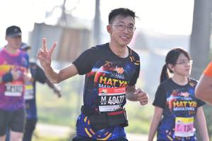 BIB: 404
                            <button type="button" onclick="openModal(3751591)" class="btn btn-primary btn-sm float-right btn-popup" data-toggle="modal" data-target=".modal-high-quality">
                        <i class="fas fa-shopping-cart"></i> Add to Cart
                    </button>
                                            <button type="button" onclick="isThisMe(3751591, true)" class="btn btn-success btn-sm float-right btn-popup btn-isme hidden" data-toggle="tooltip" data-placement="bottom" title="นี่คือรูปของคุณใช่ไหม คลิกที่นี่เพื่อเอาเข้าอัลบั้ม">
                        <i class="fas fa-plus"></i> Add to album
                    </button>
                    <button type="button" onclick="isThisMe(3751591, false)" class="btn btn-warning btn-sm float-right btn-popup btn-isnotme hidden">
                        <i class="fas fa-ban"></i> Remove from album
                    </button>