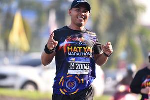 BIB: 20043
                            <button type="button" onclick="openModal(3661603)" class="btn btn-primary btn-sm float-right btn-popup" data-toggle="modal" data-target=".modal-high-quality">
                        <i class="fas fa-shopping-cart"></i> Add to Cart
                    </button>
                                            <button type="button" onclick="isThisMe(3661603, true)" class="btn btn-success btn-sm float-right btn-popup btn-isme hidden" data-toggle="tooltip" data-placement="bottom" title="นี่คือรูปของคุณใช่ไหม คลิกที่นี่เพื่อเอาเข้าอัลบั้ม">
                        <i class="fas fa-plus"></i> Add to album
                    </button>
                    <button type="button" onclick="isThisMe(3661603, false)" class="btn btn-warning btn-sm float-right btn-popup btn-isnotme hidden">
                        <i class="fas fa-ban"></i> Remove from album
                    </button>