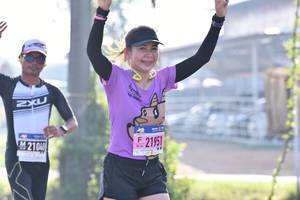 BIB: 2195
                            <button type="button" onclick="openModal(3739473)" class="btn btn-primary btn-sm float-right btn-popup" data-toggle="modal" data-target=".modal-high-quality">
                        <i class="fas fa-shopping-cart"></i> Add to Cart
                    </button>
                                            <button type="button" onclick="isThisMe(3739473, true)" class="btn btn-success btn-sm float-right btn-popup btn-isme hidden" data-toggle="tooltip" data-placement="bottom" title="นี่คือรูปของคุณใช่ไหม คลิกที่นี่เพื่อเอาเข้าอัลบั้ม">
                        <i class="fas fa-plus"></i> Add to album
                    </button>
                    <button type="button" onclick="isThisMe(3739473, false)" class="btn btn-warning btn-sm float-right btn-popup btn-isnotme hidden">
                        <i class="fas fa-ban"></i> Remove from album
                    </button>