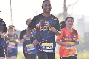 BIB: 209, 239, 10288
                            <button type="button" onclick="openModal(3757585)" class="btn btn-primary btn-sm float-right btn-popup" data-toggle="modal" data-target=".modal-high-quality">
                        <i class="fas fa-shopping-cart"></i> Add to Cart
                    </button>
                                            <button type="button" onclick="isThisMe(3757585, true)" class="btn btn-success btn-sm float-right btn-popup btn-isme hidden" data-toggle="tooltip" data-placement="bottom" title="นี่คือรูปของคุณใช่ไหม คลิกที่นี่เพื่อเอาเข้าอัลบั้ม">
                        <i class="fas fa-plus"></i> Add to album
                    </button>
                    <button type="button" onclick="isThisMe(3757585, false)" class="btn btn-warning btn-sm float-right btn-popup btn-isnotme hidden">
                        <i class="fas fa-ban"></i> Remove from album
                    </button>