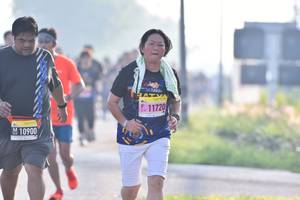 BIB: 10900
                            <button type="button" onclick="openModal(3748089)" class="btn btn-primary btn-sm float-right btn-popup" data-toggle="modal" data-target=".modal-high-quality">
                        <i class="fas fa-shopping-cart"></i> Add to Cart
                    </button>
                                            <button type="button" onclick="isThisMe(3748089, true)" class="btn btn-success btn-sm float-right btn-popup btn-isme hidden" data-toggle="tooltip" data-placement="bottom" title="นี่คือรูปของคุณใช่ไหม คลิกที่นี่เพื่อเอาเข้าอัลบั้ม">
                        <i class="fas fa-plus"></i> Add to album
                    </button>
                    <button type="button" onclick="isThisMe(3748089, false)" class="btn btn-warning btn-sm float-right btn-popup btn-isnotme hidden">
                        <i class="fas fa-ban"></i> Remove from album
                    </button>