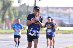 BIB: 201, 21332
                            <button type="button" onclick="openModal(3665098)" class="btn btn-primary btn-sm float-right btn-popup" data-toggle="modal" data-target=".modal-high-quality">
                        <i class="fas fa-shopping-cart"></i> Add to Cart
                    </button>
                                            <button type="button" onclick="isThisMe(3665098, true)" class="btn btn-success btn-sm float-right btn-popup btn-isme hidden" data-toggle="tooltip" data-placement="bottom" title="นี่คือรูปของคุณใช่ไหม คลิกที่นี่เพื่อเอาเข้าอัลบั้ม">
                        <i class="fas fa-plus"></i> Add to album
                    </button>
                    <button type="button" onclick="isThisMe(3665098, false)" class="btn btn-warning btn-sm float-right btn-popup btn-isnotme hidden">
                        <i class="fas fa-ban"></i> Remove from album
                    </button>