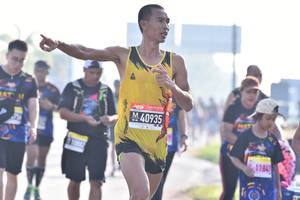 BIB: 40935, 1184
                            <button type="button" onclick="openModal(3754375)" class="btn btn-primary btn-sm float-right btn-popup" data-toggle="modal" data-target=".modal-high-quality">
                        <i class="fas fa-shopping-cart"></i> Add to Cart
                    </button>
                                            <button type="button" onclick="isThisMe(3754375, true)" class="btn btn-success btn-sm float-right btn-popup btn-isme hidden" data-toggle="tooltip" data-placement="bottom" title="นี่คือรูปของคุณใช่ไหม คลิกที่นี่เพื่อเอาเข้าอัลบั้ม">
                        <i class="fas fa-plus"></i> Add to album
                    </button>
                    <button type="button" onclick="isThisMe(3754375, false)" class="btn btn-warning btn-sm float-right btn-popup btn-isnotme hidden">
                        <i class="fas fa-ban"></i> Remove from album
                    </button>